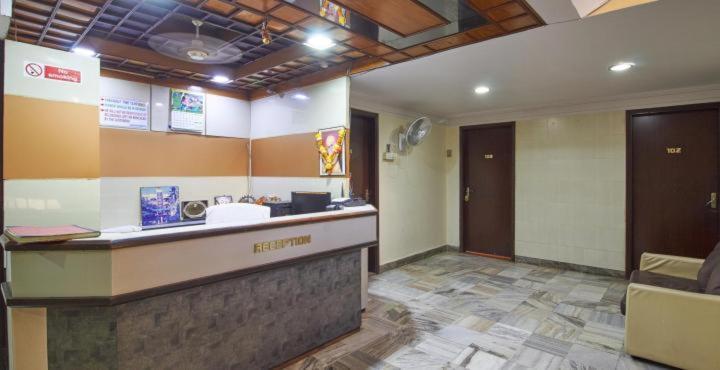 Hotel Golden Palace Pvt Ltd Mumbai Eksteriør bilde